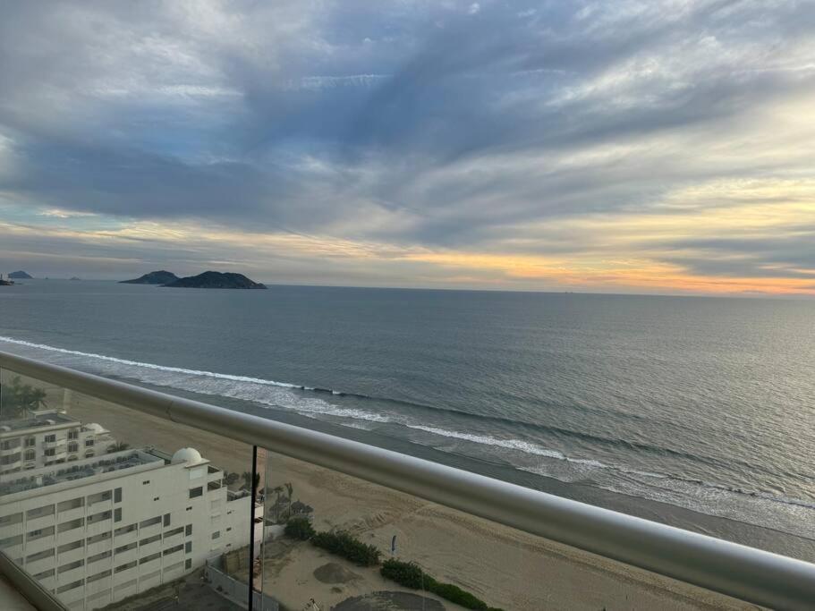 Apartament Departamento De Lujo Vista Al Mar Piso 15 Mazatlán Zewnętrze zdjęcie
